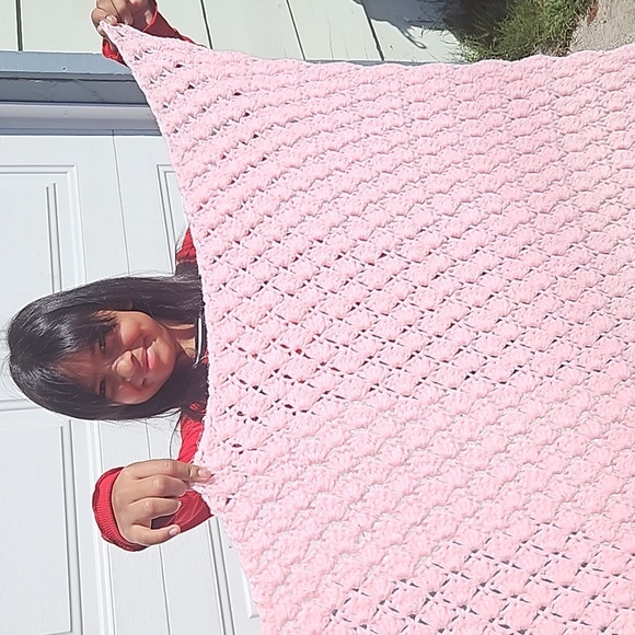 Hand Crafted handmade crochet shell stitch pink blanket gender reveal Vintage - Picture 17 of 17